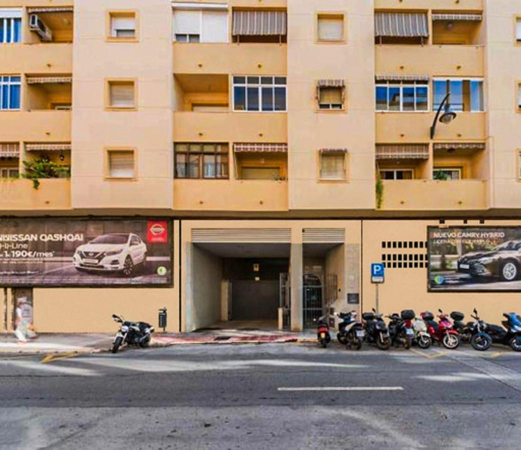 Holidays2Malaga Plaza De Toros Vieja & Terrace & Optional Parking ภายนอก รูปภาพ
